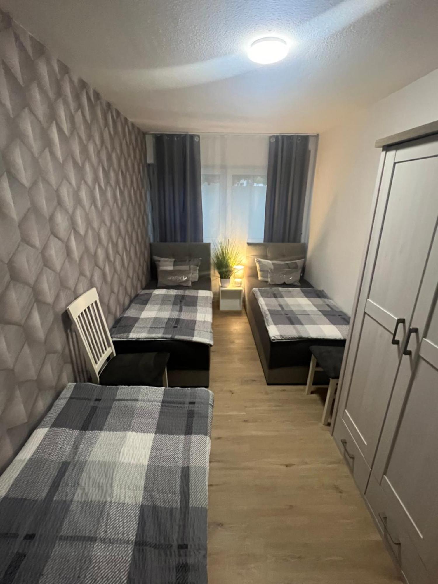 Viktoria Apartament *